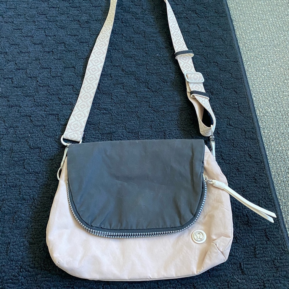 Lululemon Festival Bag